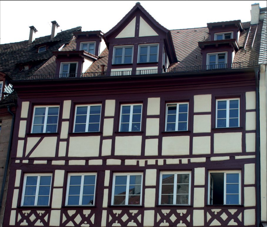 Fachwerkhaus mit Gauben in der Nürnberger Altstadt